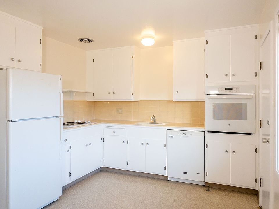 1st image of 29 Woodland Ave #8