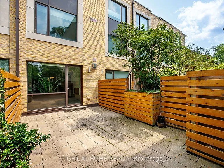 66 Havelock St #11 — Photo 15