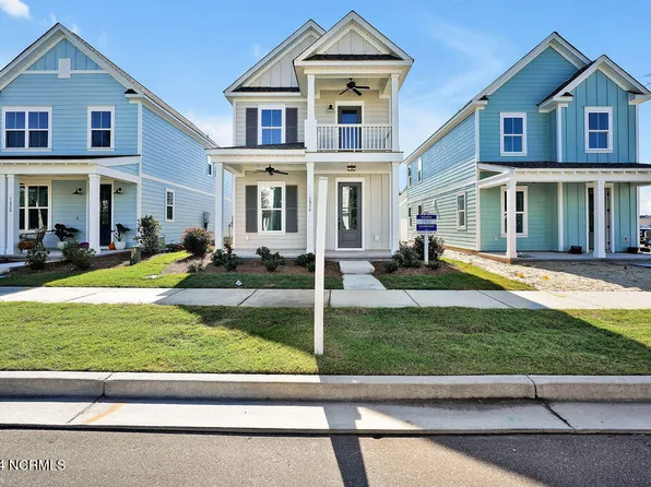 1016 Gathering Way, Wilmington, NC 28412