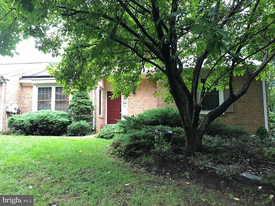 1st image of 1013 Mastline Dr