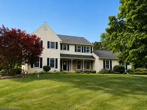 45 Heron Hill Dr, Downingtown, PA 19335