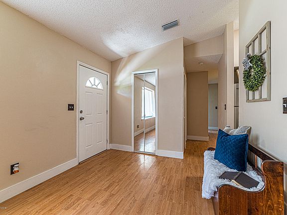 3rd image of 1651 San Diego St SE