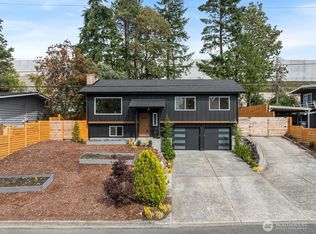21246 15th Ave S, Seattle, WA 98198