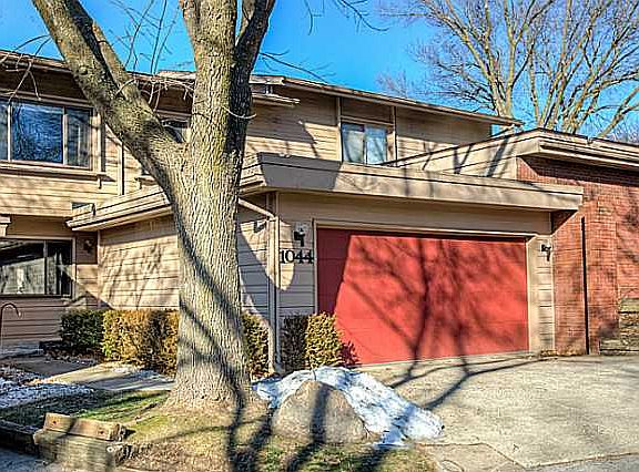 5th image of 1044 Woodland Park Dr