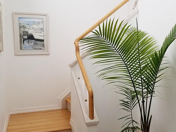 4th image of 37 Harbour Dr