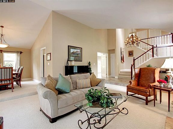 3rd image of 151 Arends Dr