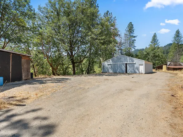 18505 E Evans Creek Rd, Rogue River, OR 97537