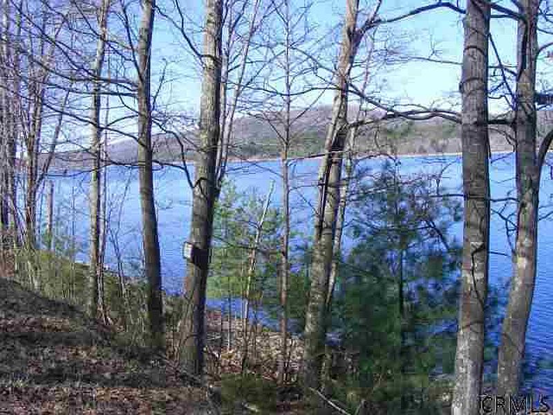 5th image of S SHORE Road