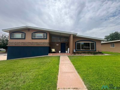 2911 Mountain View Dr, Carlsbad, NM, 88220