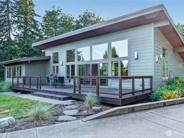 3143 Edgewood Lane, Bellingham, WA 98226