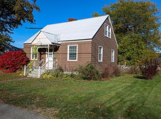 708 Somerset St, Rumford, ME 04276
