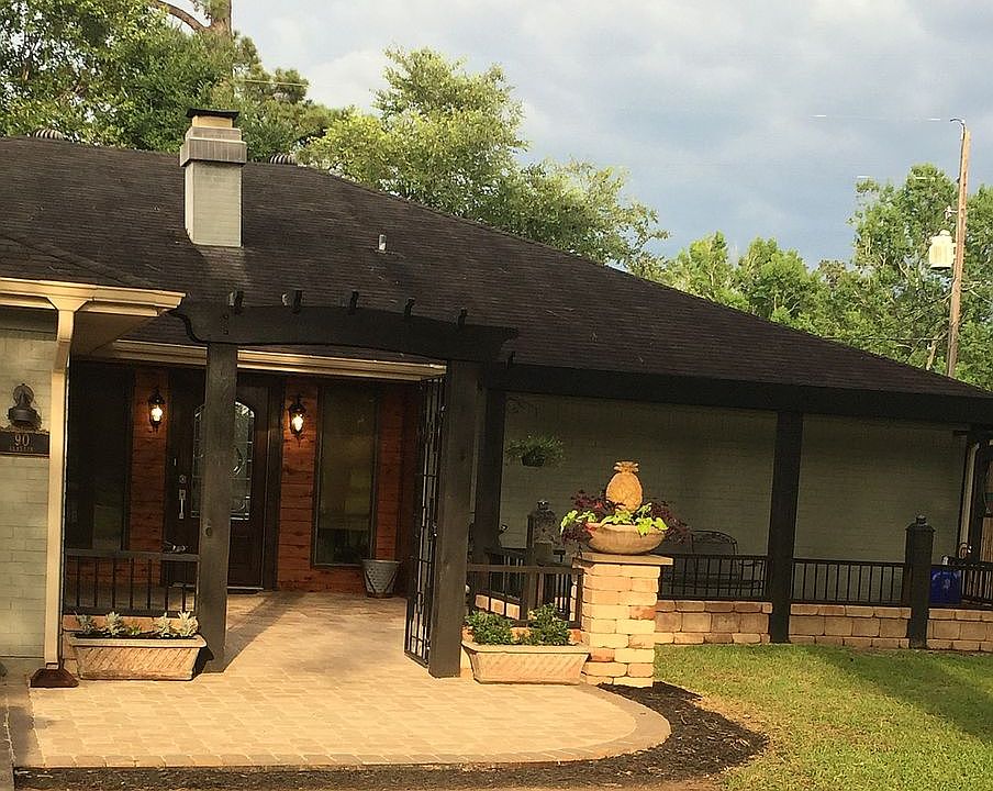 1st image of 90 Aladdin Dr