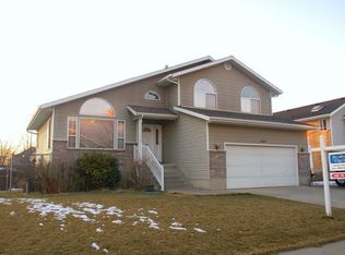 462 S Pitford Dr, Centerville, UT 84014