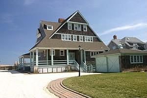 3rd image of 513 East Ave