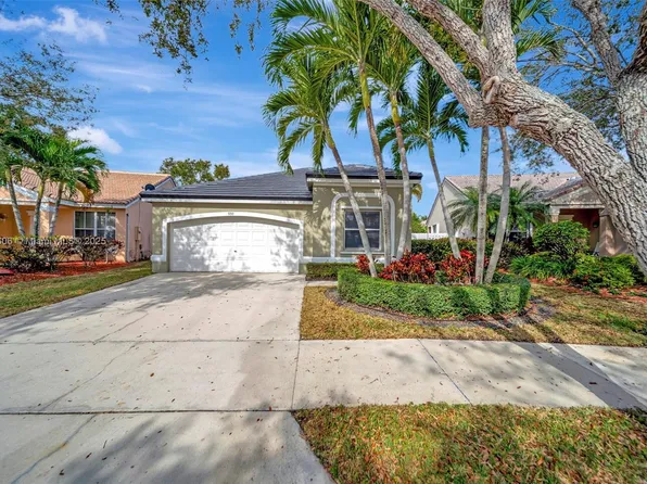 950 Briar Ridge Rd, Weston, FL 33327