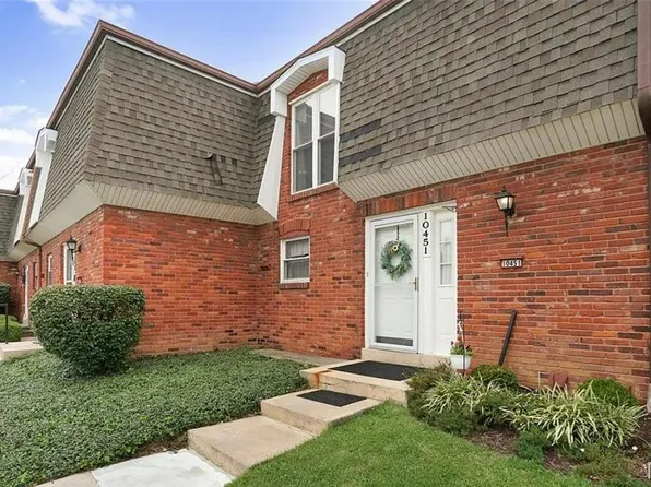 10451 Corbeil Dr, Saint Louis, MO 63146