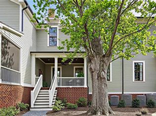 1072 Green St, Roswell, GA 30075