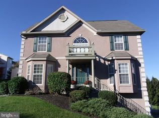 107 Chandler Dr, Red Lion, PA 17356