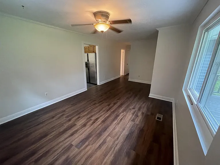 902 Old Lower Mill Rd — Photo 9