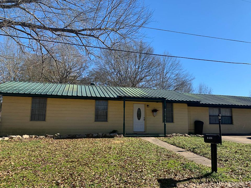 1st image of 17 Carol St