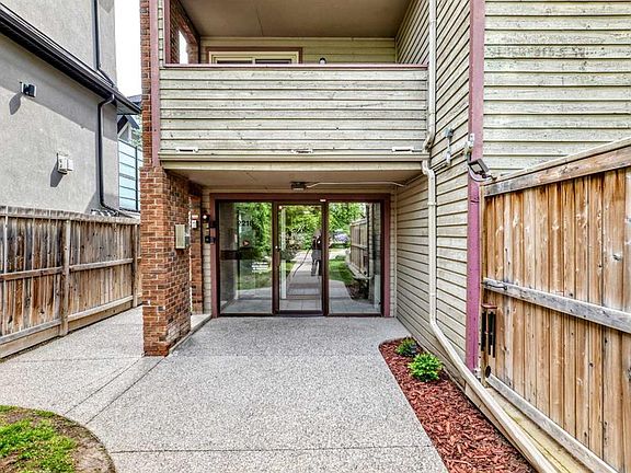 5th image of 2218 W 30th St SW #101