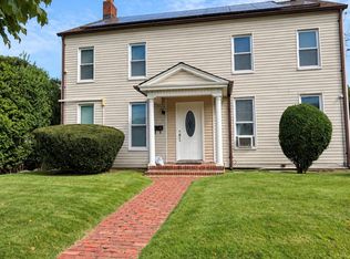 2521 Grand Ave, Baldwin, NY 11510