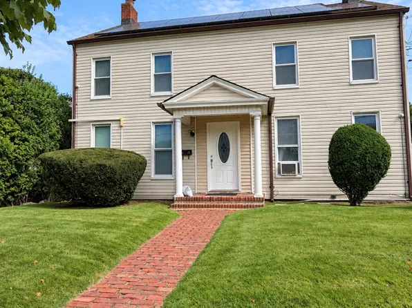 2521 Grand Avenue, Baldwin, NY 11510