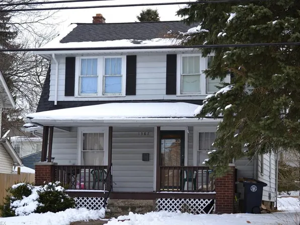 1387 Brown St, Akron, OH 44301