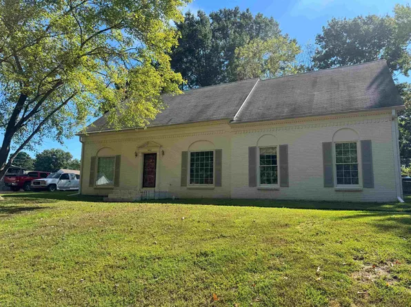 1062 Fredericksburg Cv, Collierville, TN 38017