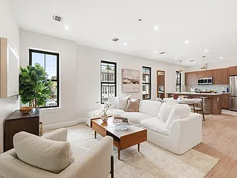 29 Weldon Street, #2