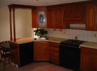 249 S Worcester St APT 6, Norton, MA 02766