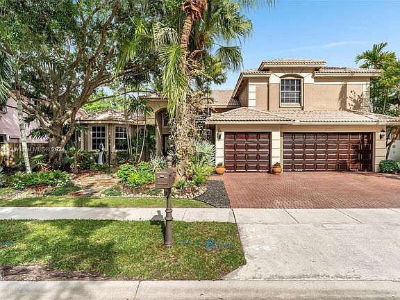 3rd image of 2069 NW 126th Ave