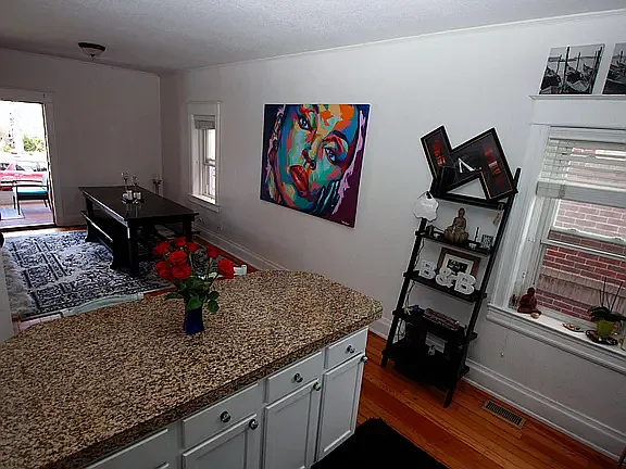 1362 N Marion St #1 — Photo 13