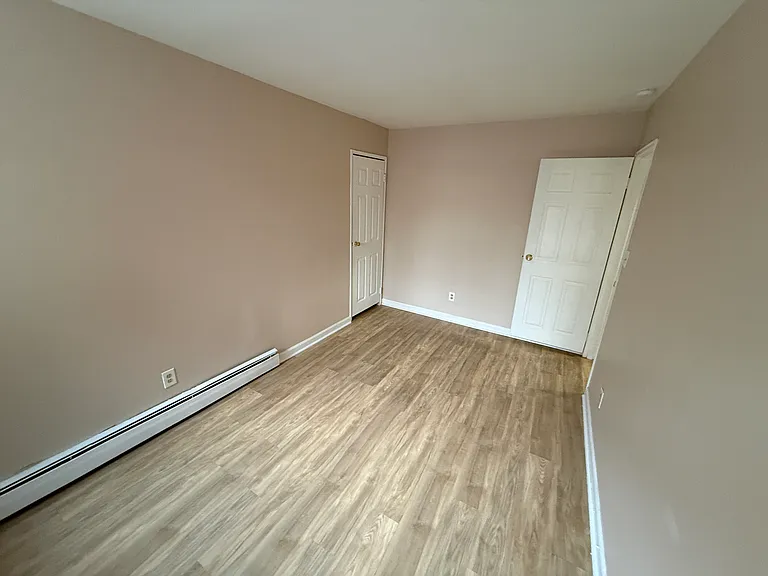 2307 N Harrison Street — Photo 16