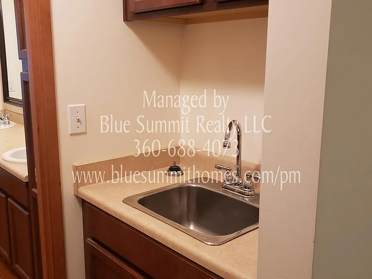 4848 Sleater Kinney Rd NE — Photo 15