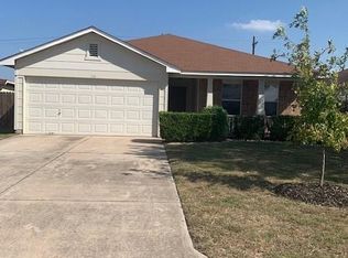216 Saint Marys Dr, Hutto, TX 78634