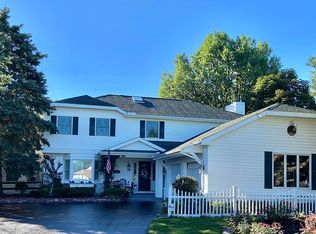 365 Coventry Ct, Perrysburg, OH 43551