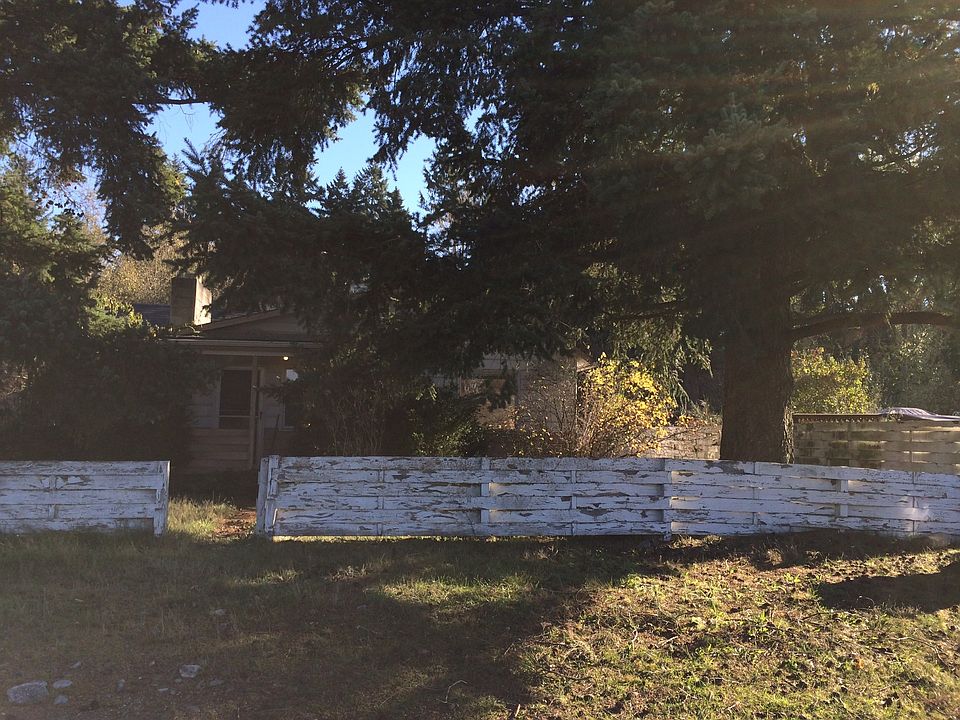 1st image of 4909 S Steele St