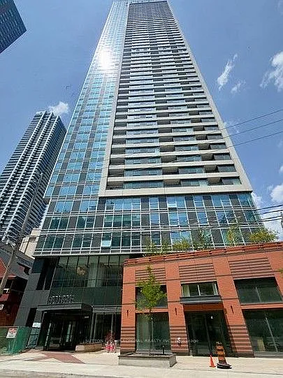 609 Sherbourne St #4602