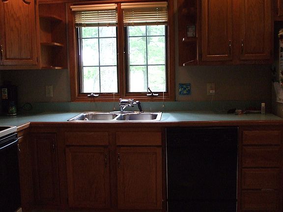 4th image of 3923 Sawgrass Cv