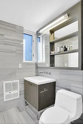 Rented by Platinum Properties | media 17