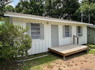 519 McGuire Ln, Huntsville, TX 77340