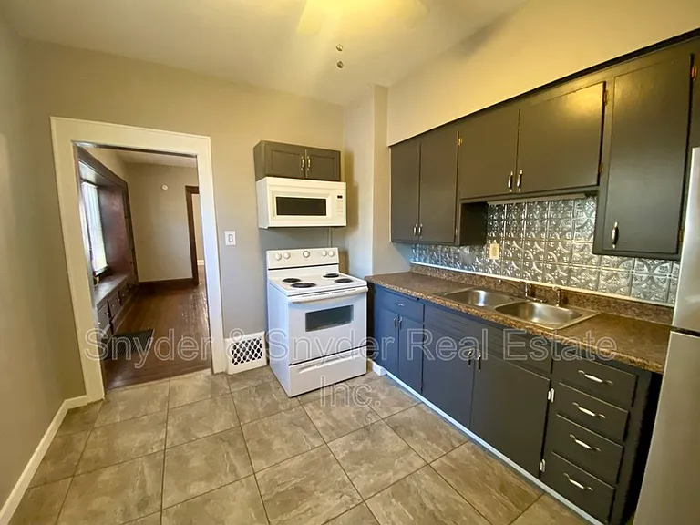 418 Crestwood Ave #1 — Photo 11