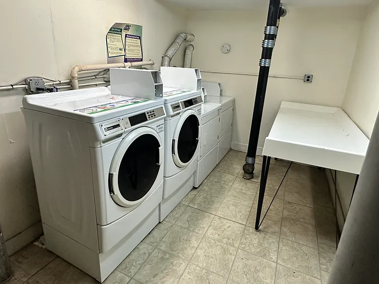 65 Burbank St #2A — Photo 5