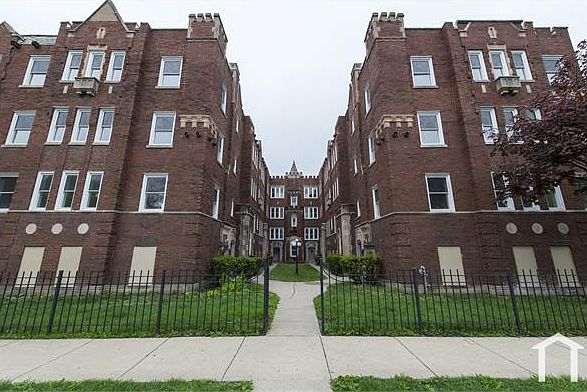 1st image of 207 Green St