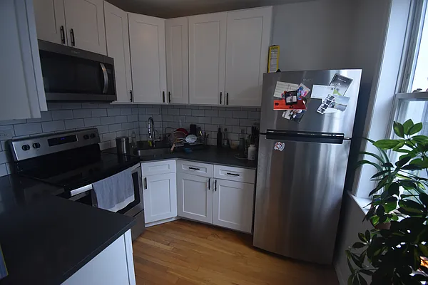 Rented by Bedford & Jane | media 12