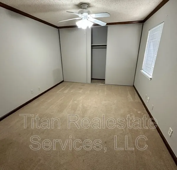 1301 Saint John St #107 — Photo 6