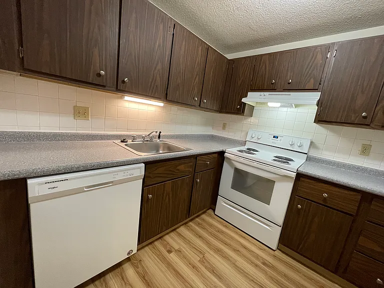 Eastern Trails Apartments and Storage — Photo 52