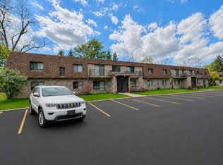 23000 Mastick Rd #201, North Olmsted, OH 44070