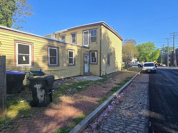 2nd image of 2221 Venable St